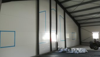 STEEL HALL 15 X 30 X 5 M