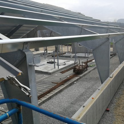 steel-and-stock-halls.jpg 