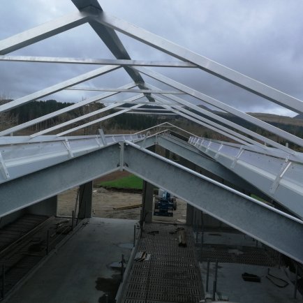 steel-halls-with-the-steel-beam.jpg