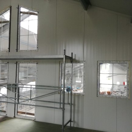steel-hall-industrial-windows-and-other-elements-of-her-equipment.jpg