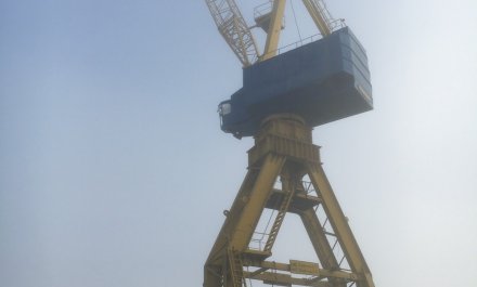 Dismantlement of crane