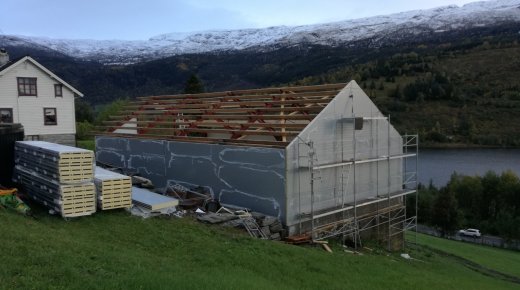 HALL 9,7 X 20 X 3,0 M