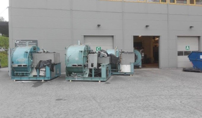 Disassembly of machines