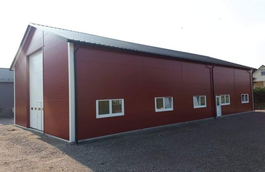 Montering av hallen 12 x 25 x 5,6 m